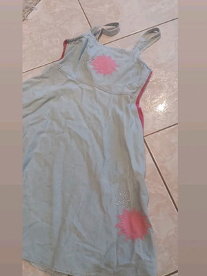 Girl's dress used, size 8-10 years, blue