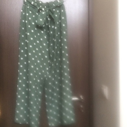 Stradivarius polka dot pants with elastic waist and belt like new