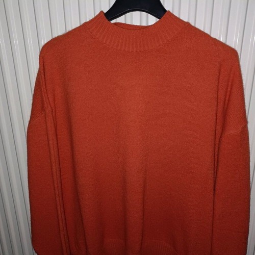 Blouse like new with soft texture, one size
