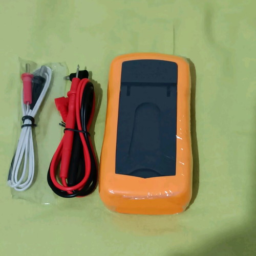 Digital Multimeter new with box and manual