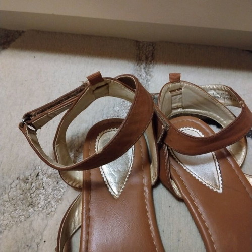 Boho-Chic sandals used with studs and ankle strap brown