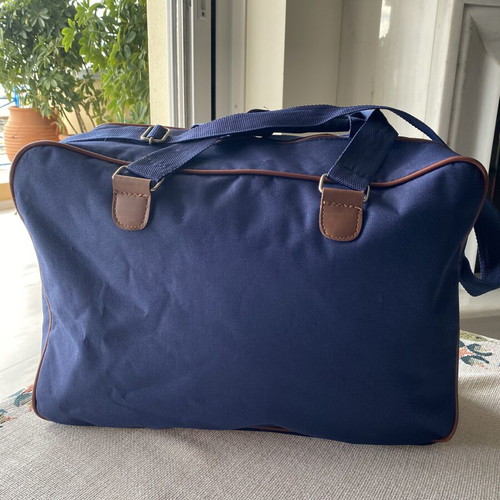 Large promotional travel backpack like new, ideal carry-on size