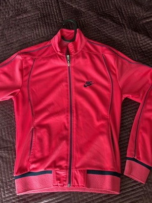 Nike jacket pink, like new, size Small