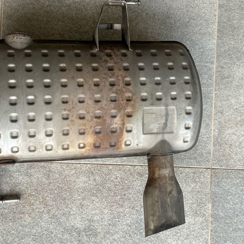 BMW E91 Exhaust Muffler like new
