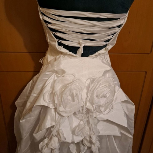 Elegant Wedding Dress New 2 Pieces, Skirt and Corset, White, Size XS-S