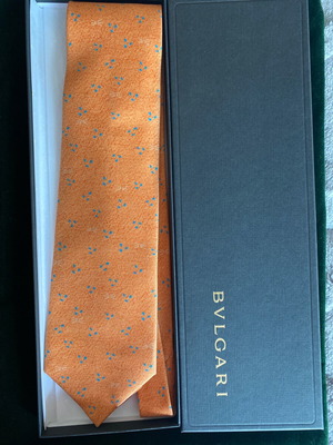 Bvlgari tie like new orange