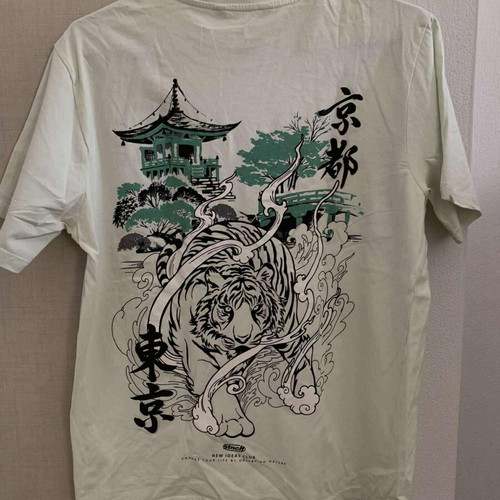 XSide men's T-shirt size S like new with Japanese design