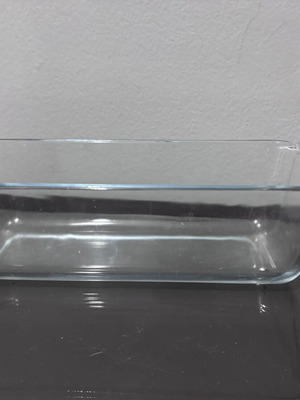 Glass Heat-Resistant Baking Dish like new, 0.28cm x 0.07cm