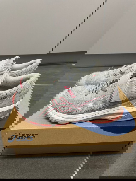 Αθλητικά Asics