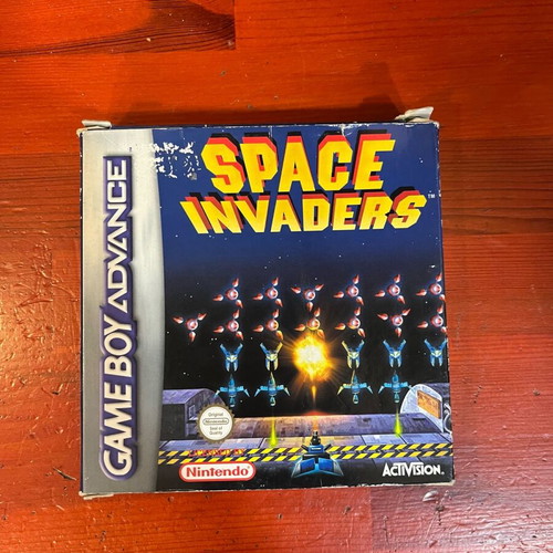 Space Invaders game for Gameboy Advance new, vintage rare