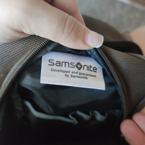 Ανδρικό καφέ τσαντάκι ώμου Samsonite