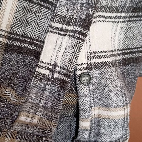 Men's shirt plaid gray white size L like new Peter Luger