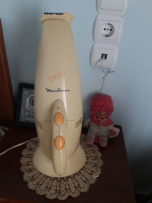 Moulinex rechargeable handheld vacuum like new