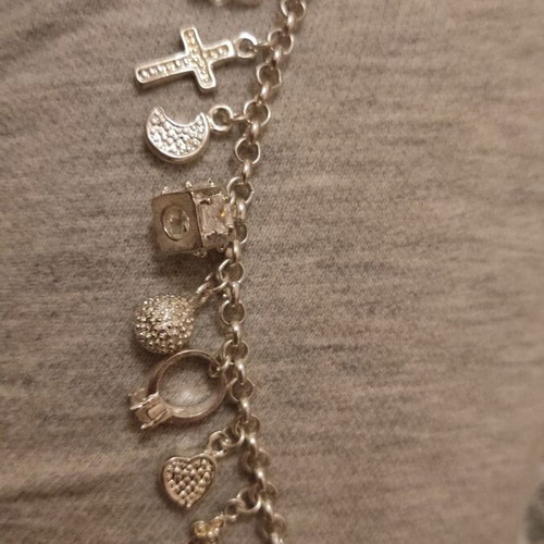 Bracelet new with charms silver