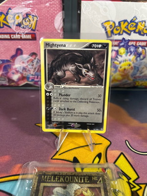 Pokemon card Mightyena Cosmos Holo set σαν καινούργιο
