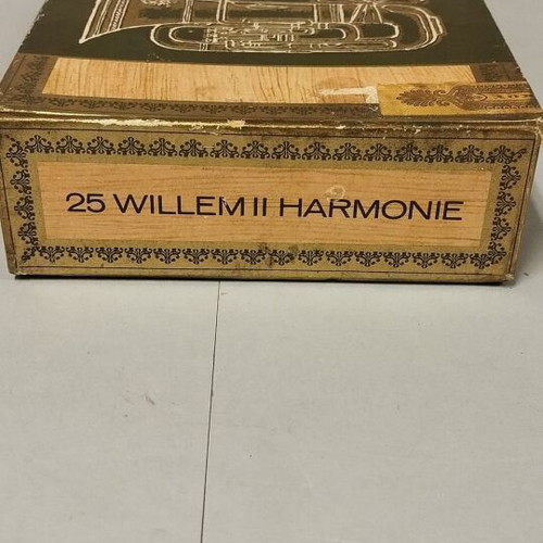 Vintage Willem II harmonie paper cigar box used