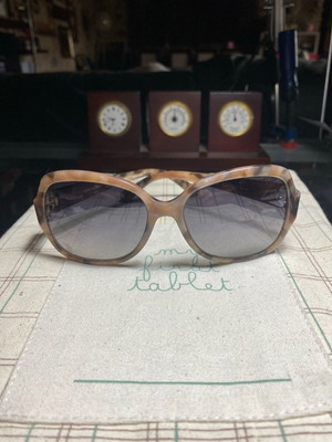 Γυαλιά ηλίου Tory Burch μεταχειρισμένα, καφέ, με γρατζουνιές και αλλαγή φακού