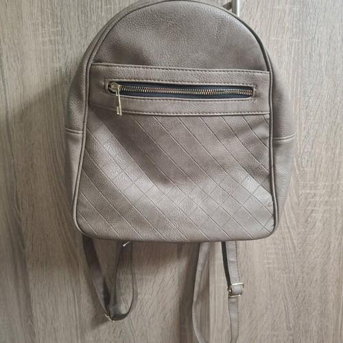 Back pack leather new, beige backpack