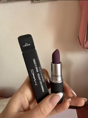 Mac lipstick unused
