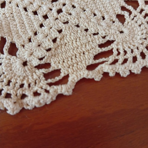 Crochet handmade set of 3 beige pieces new