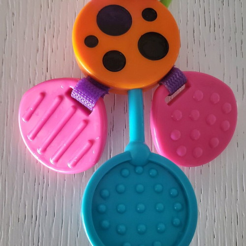 Fisher Price giraffe teething and chewing toy like new