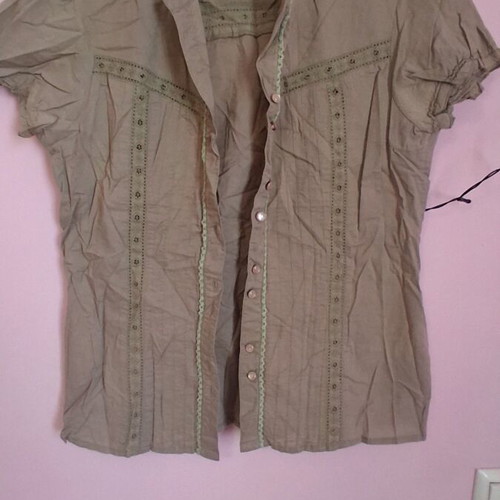 Vila shirt brown short-sleeve like new with special details
