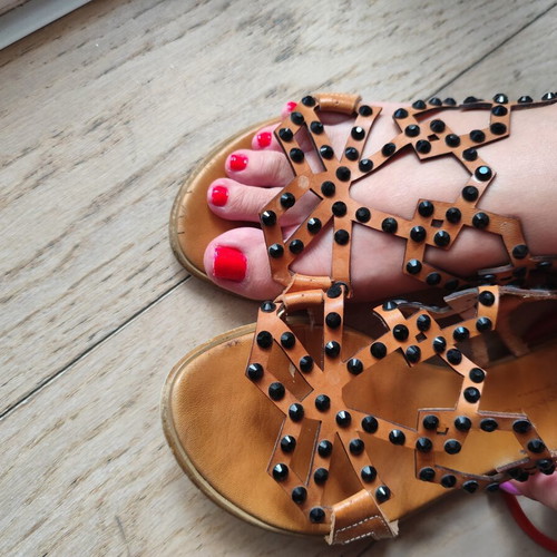 Robinson leather sandals used with rhinestones size 38 comfortable