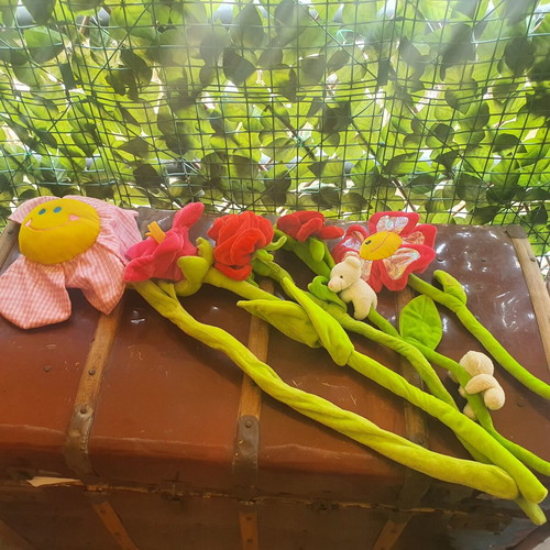 Artificial flowers like new, set of 5