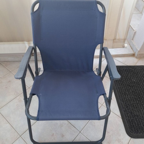 Beach chair like new, height 75cm, width 53cm