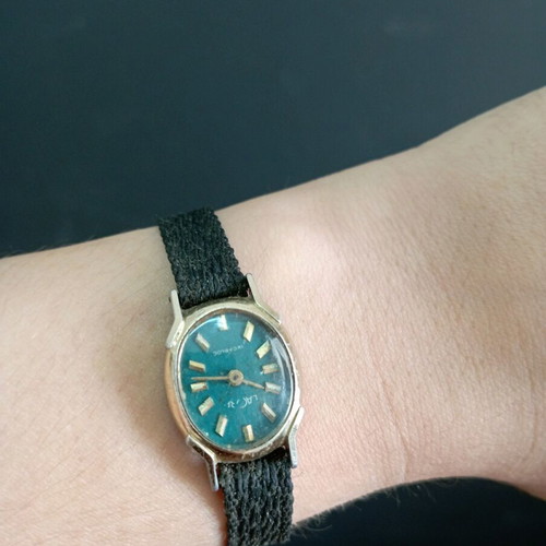 Laora wristwatch used, vintage, slim, INCABLOC