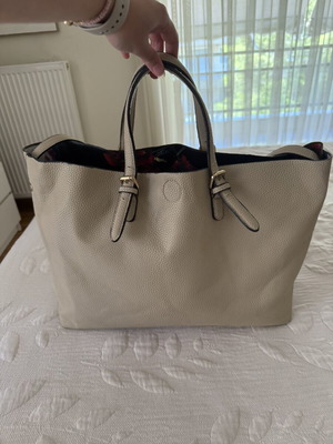 Axel large beige reversible shoulder bag with detachable inner pouch