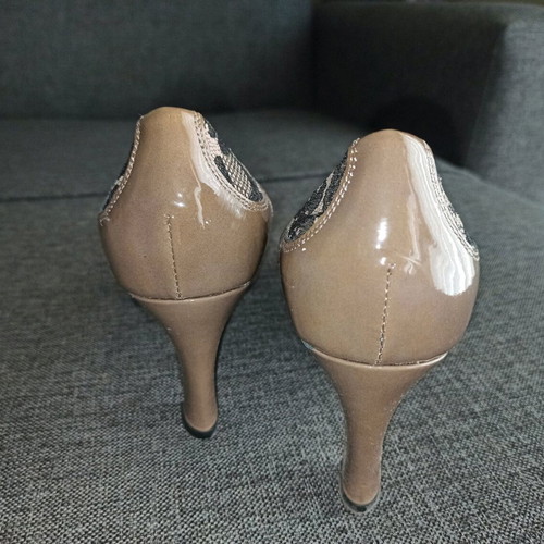 Premiere women's leather shoes like new, size 39, brown olive