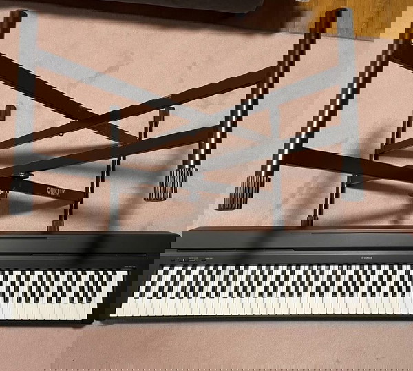 Yamaha Ηλεκτρικό πιάνο με πτυσσόμενη βάση