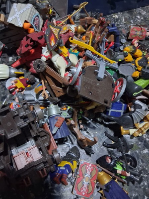Playmobil πολεμιστές με άλογα και άρματα μεταχειρισμένοι