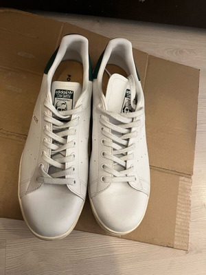 Adidas Stan Smith shoes like new, size 45.5, white