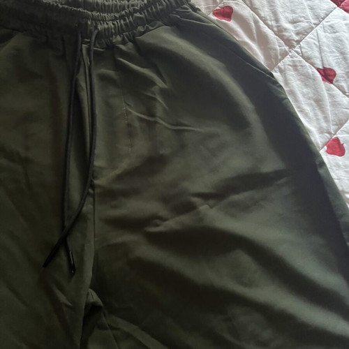Men's green bermuda shorts, size S