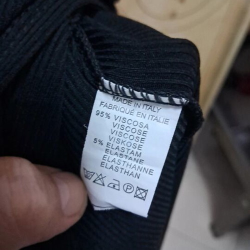 Long elastic dress black, like new, side slit, 95% viscose