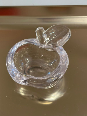 Vintage Vannes-le-Châtel crystal bowl-ashtray like new, apple shape