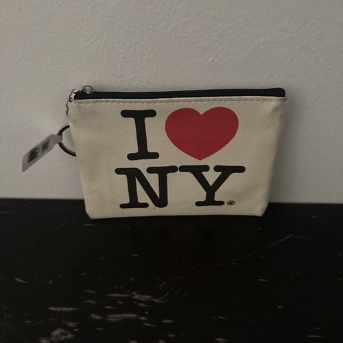I Love NY Coin Purse new with zipper and keychain
