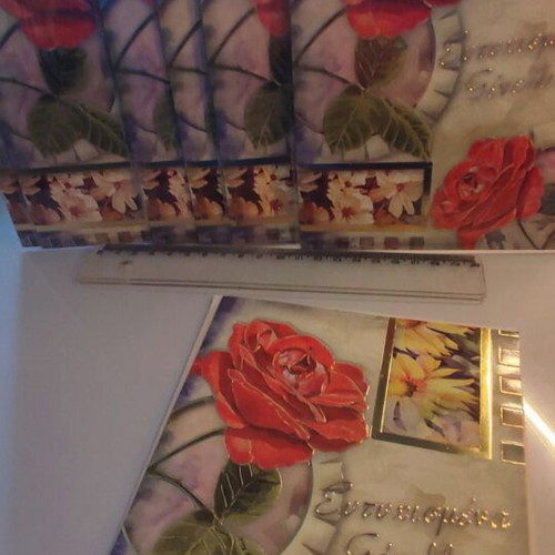 Happy Birthday Roses cards set of 7 with gold foil, like new