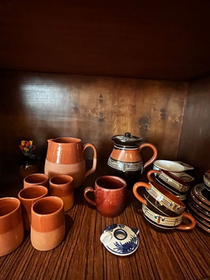 Ceramic collection used, 35 pieces
