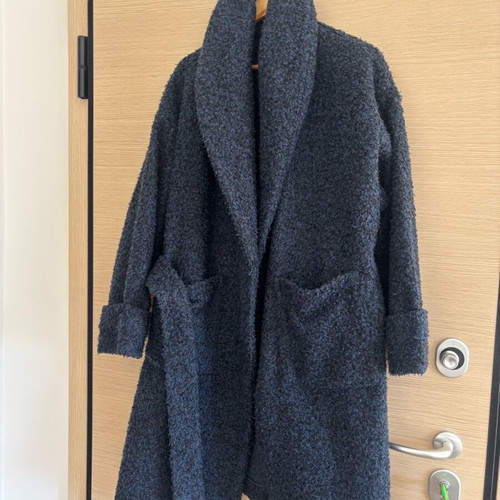 C Kontova coat with belt blue like new
