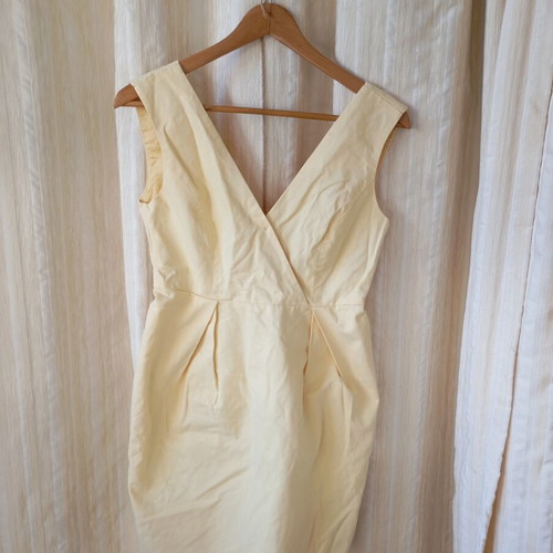 Yellow office dress tailor made like new, size M