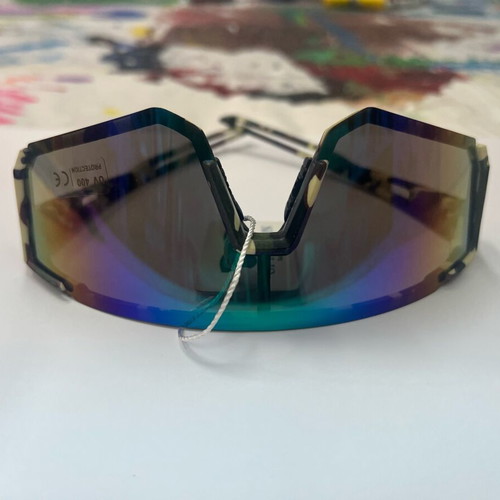 Statement sunglasses rainbow lens new