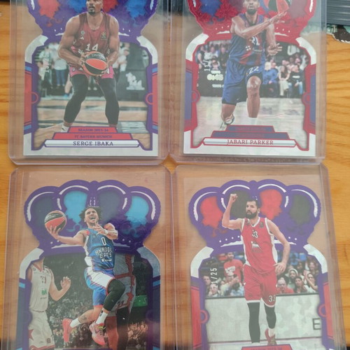 Panini Crown Royale Euroleague 2023-2024 8 numbered cards used