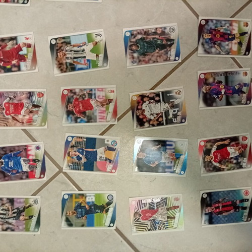 Topps Flagship 25/26 soccer cards, pack of 31