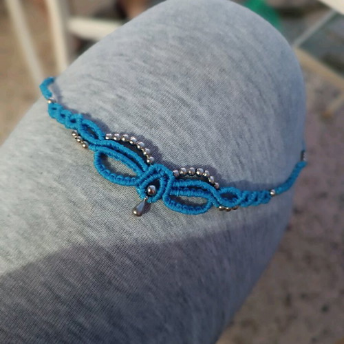 Macrame choker necklace new, blue handmade