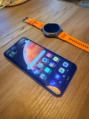 Smart watch 50” large screen, like new, fully functional