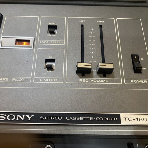 Sony TC-160 stereo cassette-corder, vintage top-loading