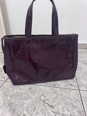 Calvin Klein bag used, dark purple handbag